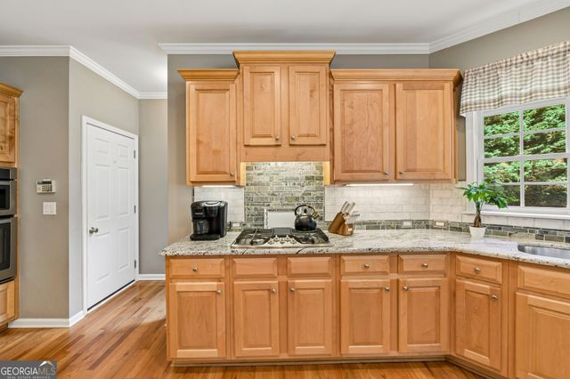 160 Woodcliff Drive, Suwanee, GA 30024