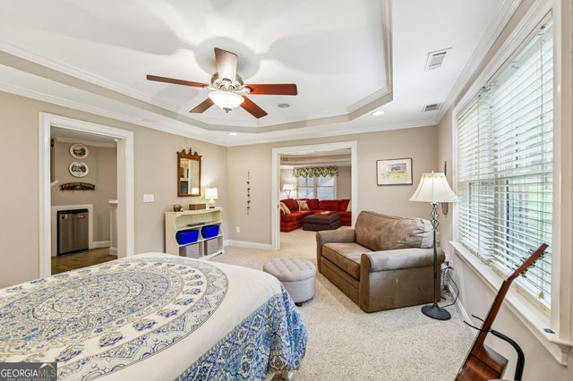 160 Woodcliff Drive, Suwanee, GA 30024