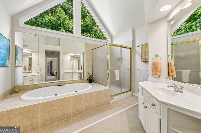160 Woodcliff Drive, Suwanee, GA 30024