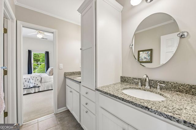 160 Woodcliff Drive, Suwanee, GA 30024