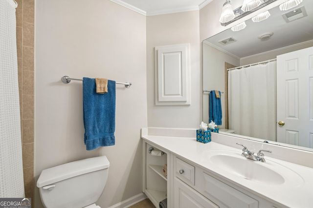 160 Woodcliff Drive, Suwanee, GA 30024