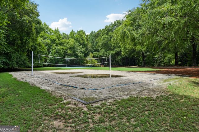 160 Woodcliff Drive, Suwanee, GA 30024