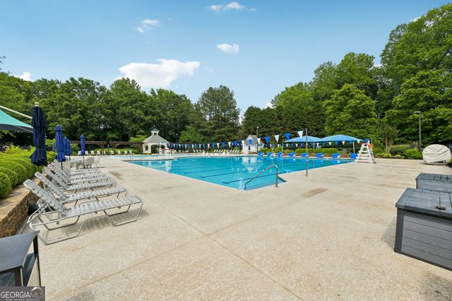 160 Woodcliff Drive, Suwanee, GA 30024