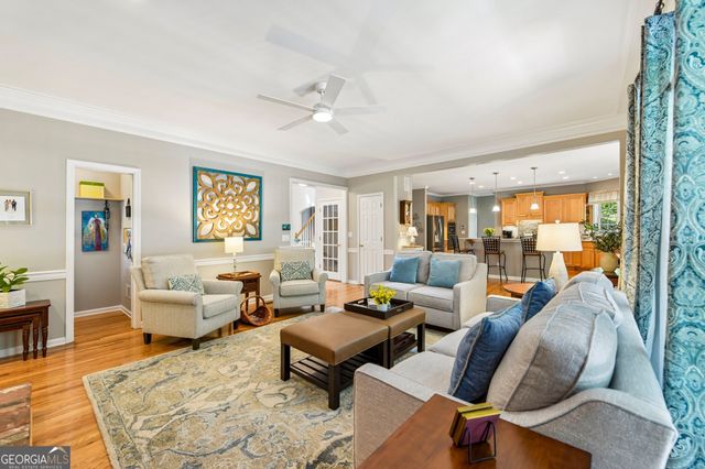 160 Woodcliff Drive, Suwanee, GA 30024