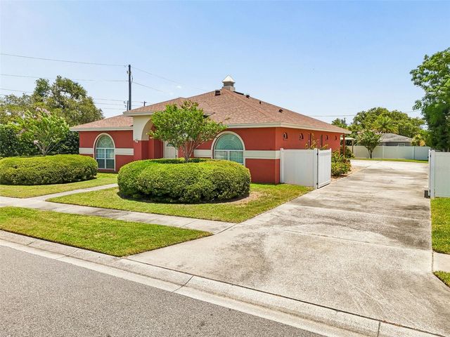 7791 CARVER COURT, Seminole, FL 33772