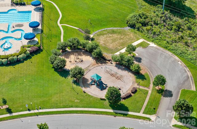 10654 Rippling Stream Drive NW, Concord, NC 28027