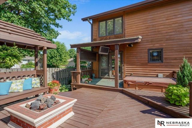 12357 Seward Street, Omaha, NE 68154