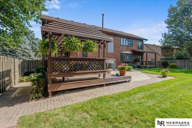 12357 Seward Street, Omaha, NE 68154