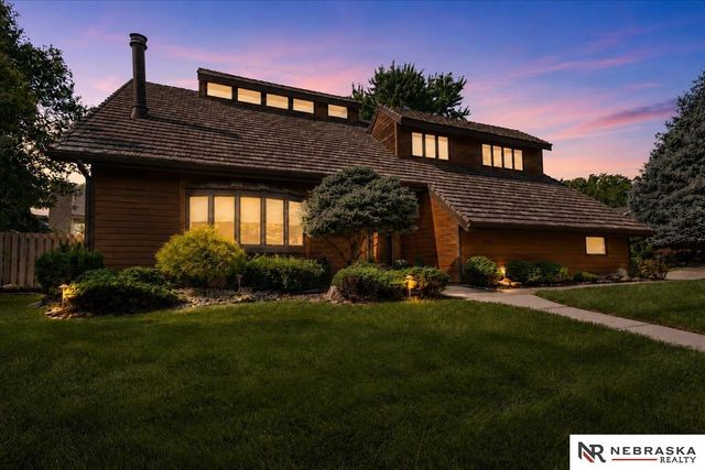 12357 Seward Street, Omaha, NE 68154
