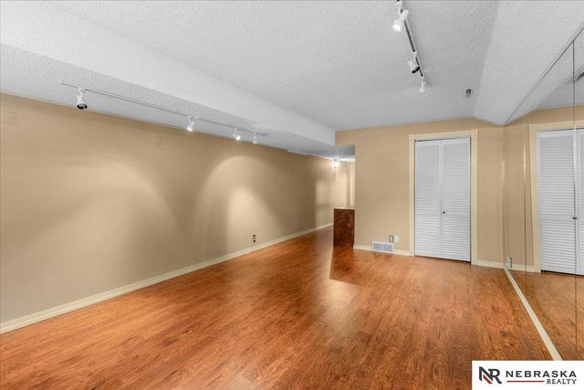 12357 Seward Street, Omaha, NE 68154
