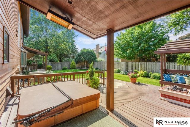 12357 Seward Street, Omaha, NE 68154