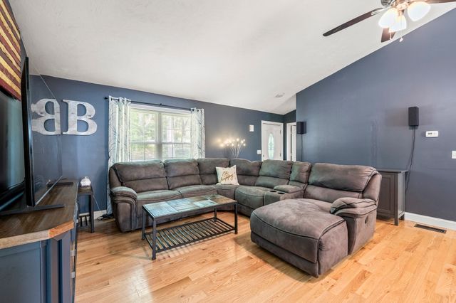 131 Adams Rd, East Brookfield, MA 01515