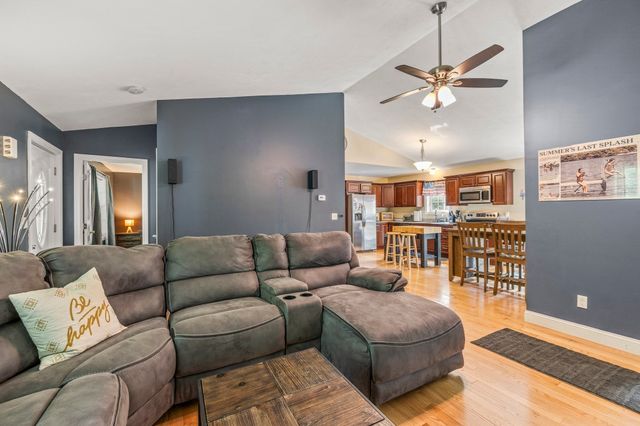 131 Adams Rd, East Brookfield, MA 01515