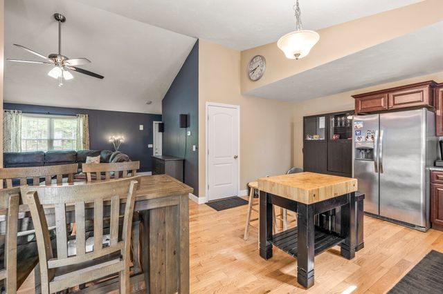 131 Adams Rd, East Brookfield, MA 01515