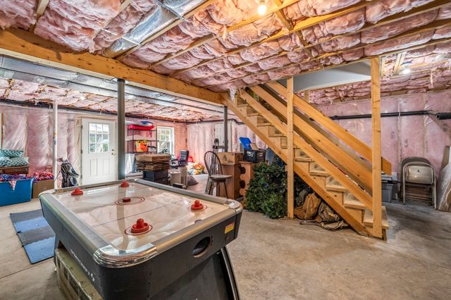 131 Adams Rd, East Brookfield, MA 01515