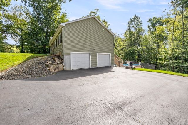 131 Adams Rd, East Brookfield, MA 01515