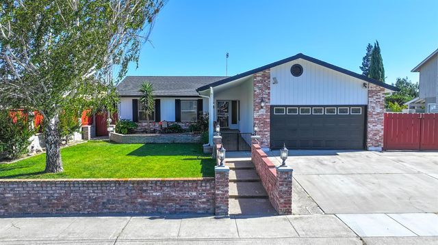 1324 Northgate Dr, Manteca, CA 95336