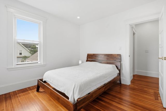 29-31 Cushing St 3, Cambridge, MA 02138