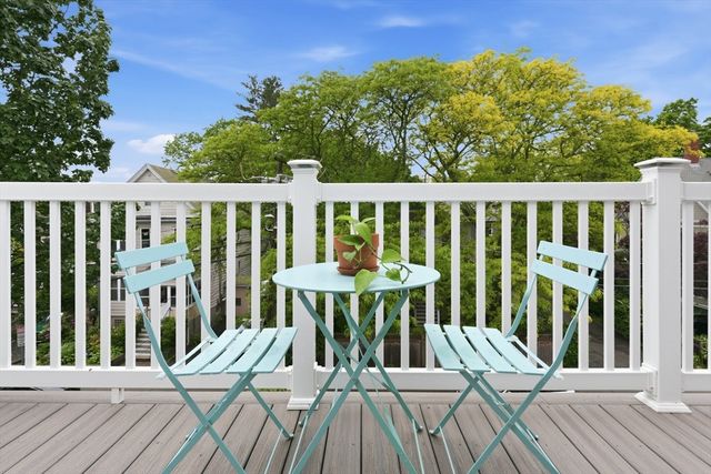 29-31 Cushing St 3, Cambridge, MA 02138
