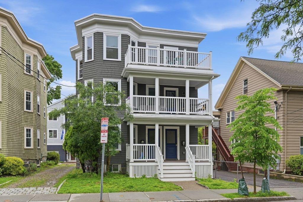 29-31 Cushing St 3, Cambridge, MA 02138