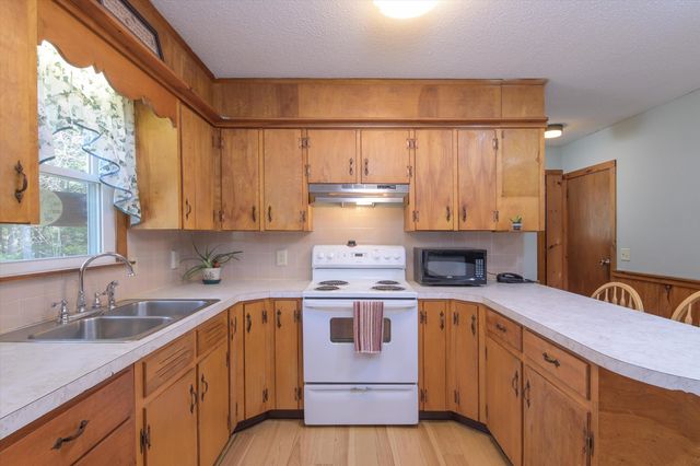 501 Stoughton Pond Road, Weathersfield, VT 05151