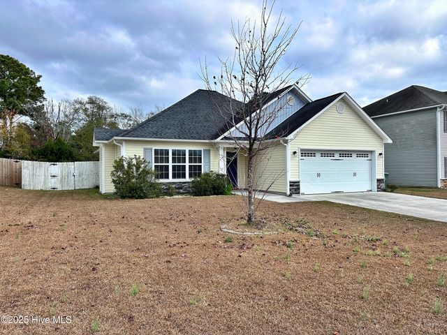 131 Regatta Way, Sneads Ferry, NC 28460