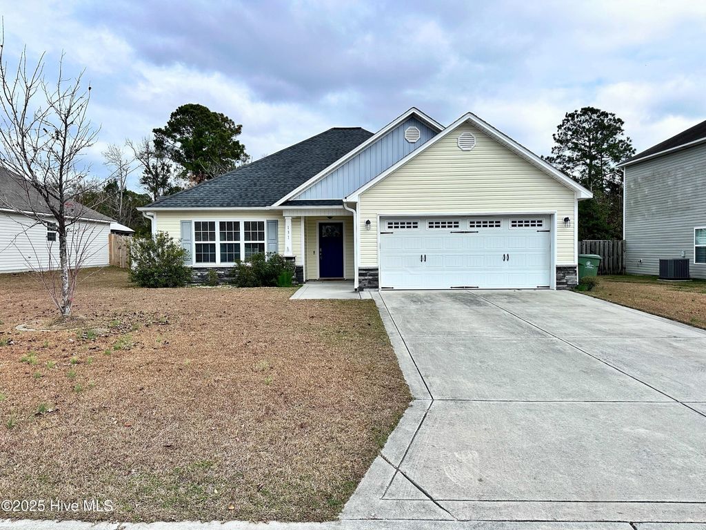 131 Regatta Way, Sneads Ferry, NC 28460