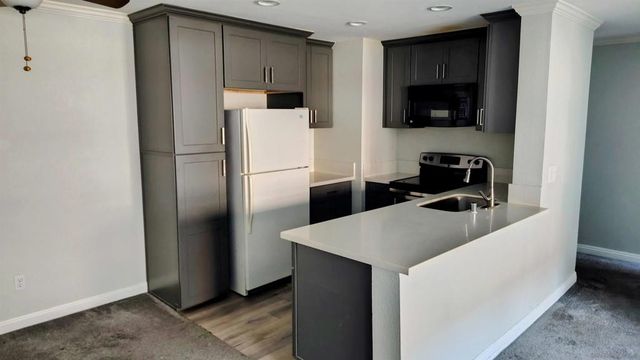 10225 Caminito Cuervo 140, San Diego, CA 92108