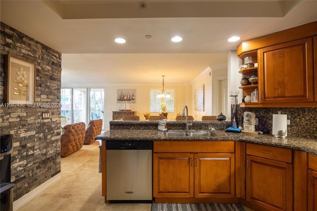 9 NE 20th Avenue 201, Deerfield Beach, FL 33441