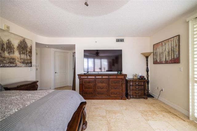 9 NE 20th Avenue 201, Deerfield Beach, FL 33441