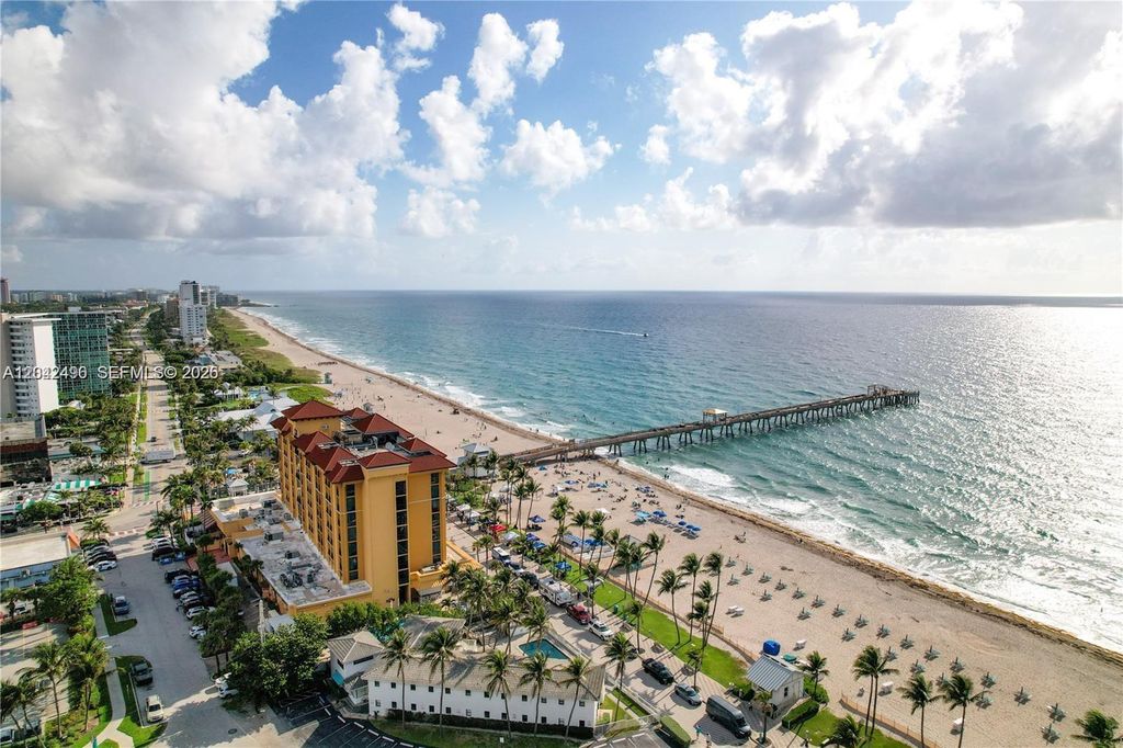 9 NE 20th Avenue 201, Deerfield Beach, FL 33441
