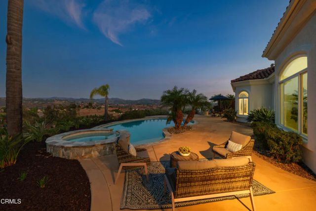 4284 Fallsbrae Road, Fallbrook, CA 92028