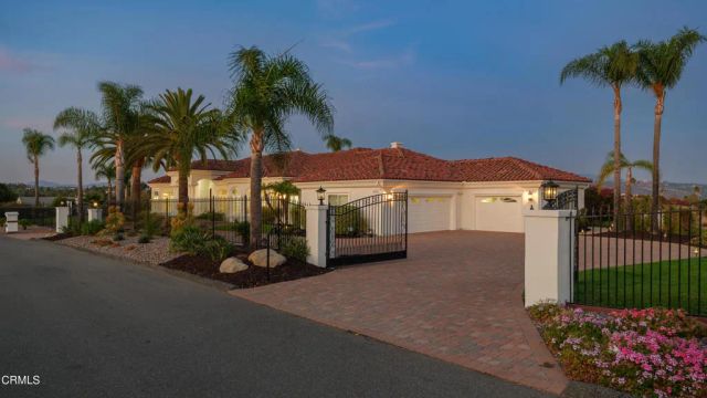 4284 Fallsbrae Road, Fallbrook, CA 92028