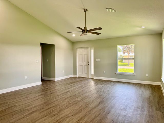 5105 SE 43rd Trace, Okeechobee, FL 34974