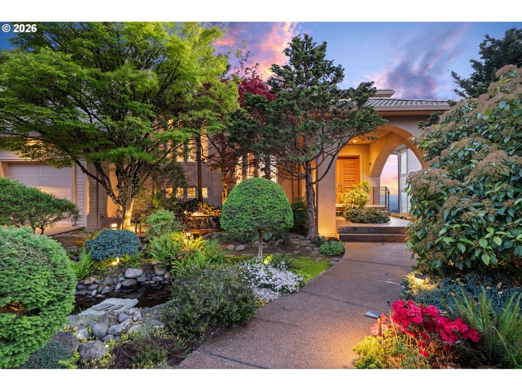 9212 Nw MCKENNA Dr, Portland, OR 97229