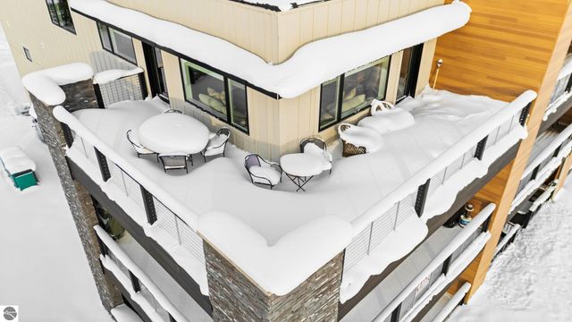 225 E Seventeenth Street # 3C, Traverse City, MI 49684