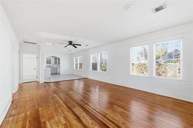 3808 Highway 3, Dickinson, TX 77539