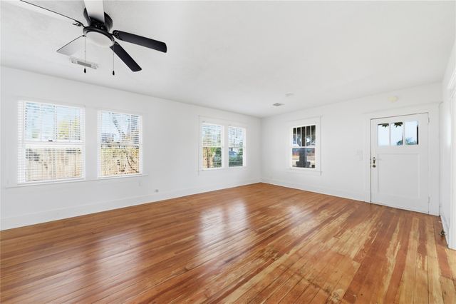 3808 Highway 3, Dickinson, TX 77539