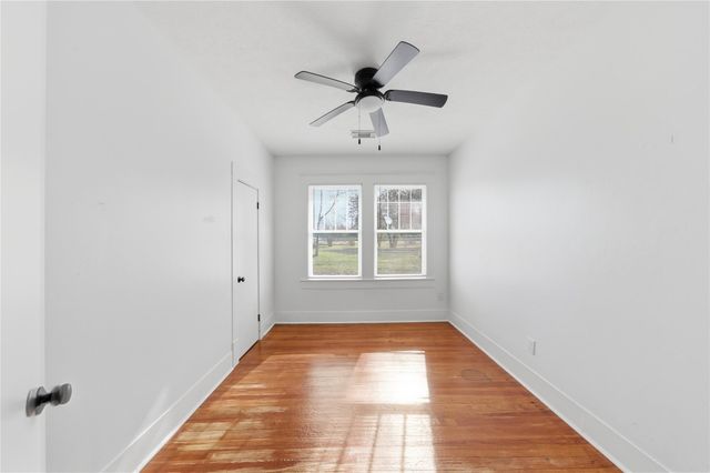 3808 Highway 3, Dickinson, TX 77539