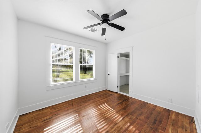 3808 Highway 3, Dickinson, TX 77539