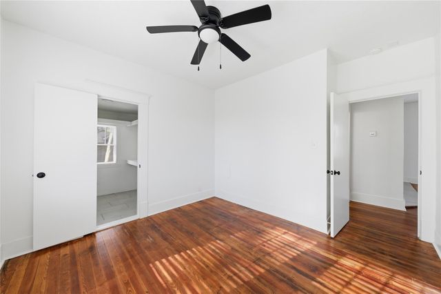 3808 Highway 3, Dickinson, TX 77539