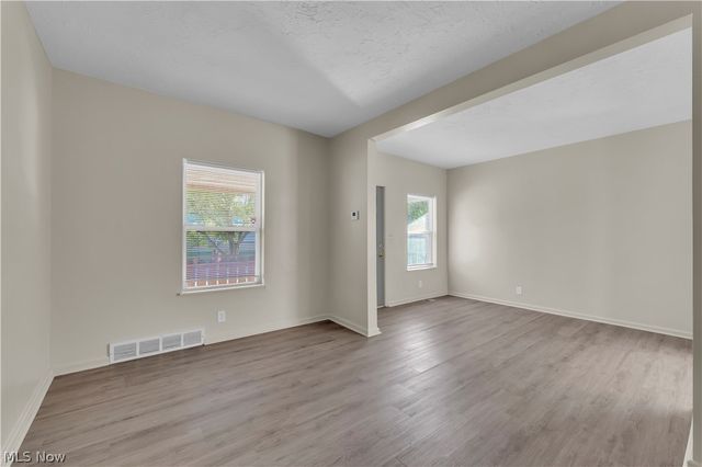3212 Montclair Avenue, Cleveland, OH 44109