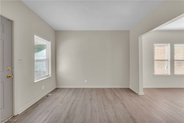 3212 Montclair Avenue, Cleveland, OH 44109