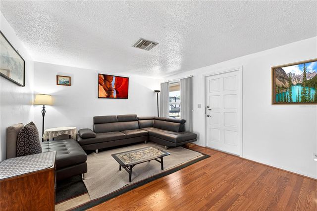 8845 55TH WAY N, Pinellas Park, FL 33782