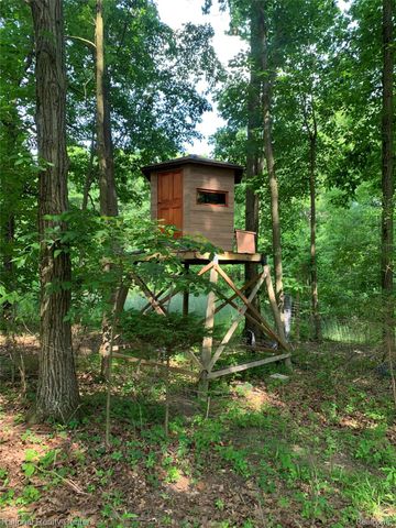 8655 Buckland Drive, Northfield Township, MI 48178