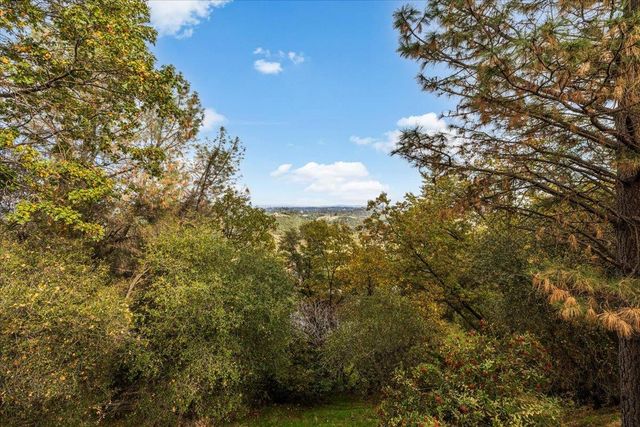 4611 Hillwood Dr, Shingle Springs, CA 95682