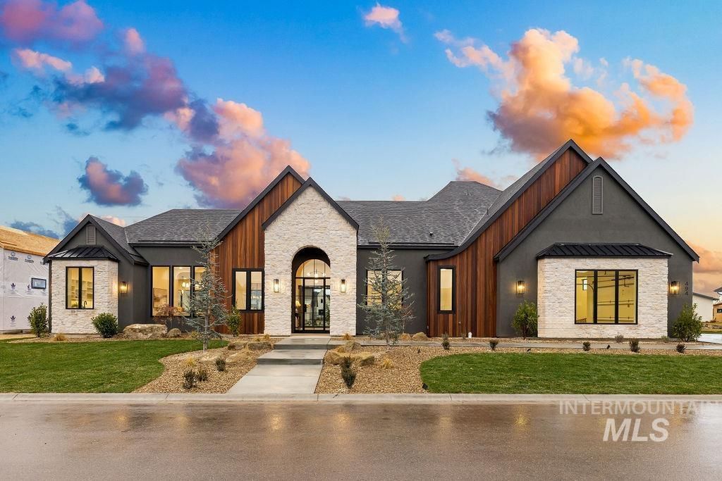 494 Century Ave, Middleton, ID 83644