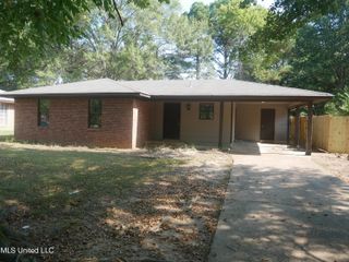 5640 Chapel Hill Drive, Horn Lake, MS 38637