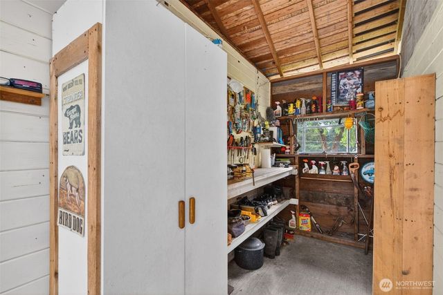 4070 Jackson Hwy, Chehalis, WA 98532