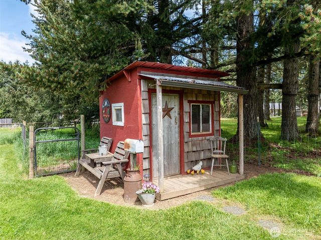 4070 Jackson Hwy, Chehalis, WA 98532